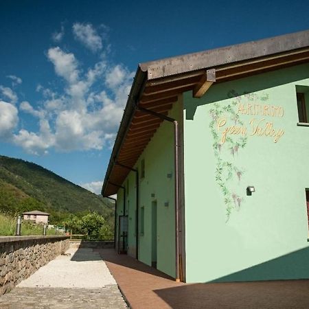 Вилла Agriturismo Green Valley Чене Экстерьер фото