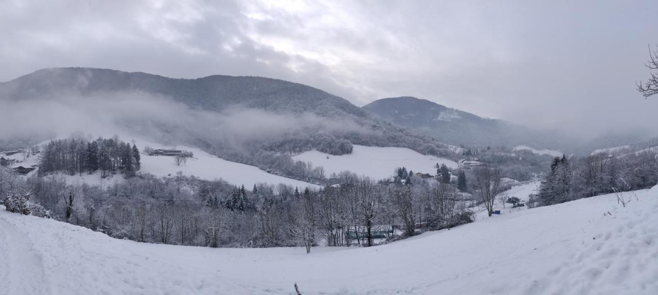 Вилла Agriturismo Green Valley Чене Экстерьер фото